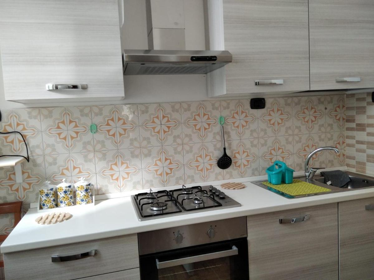Jamila Apartment Неаполь Экстерьер фото
