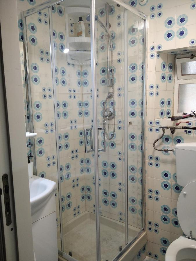 Jamila Apartment Неаполь Экстерьер фото